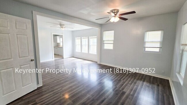Building Photo - 5115 Woodland Ave