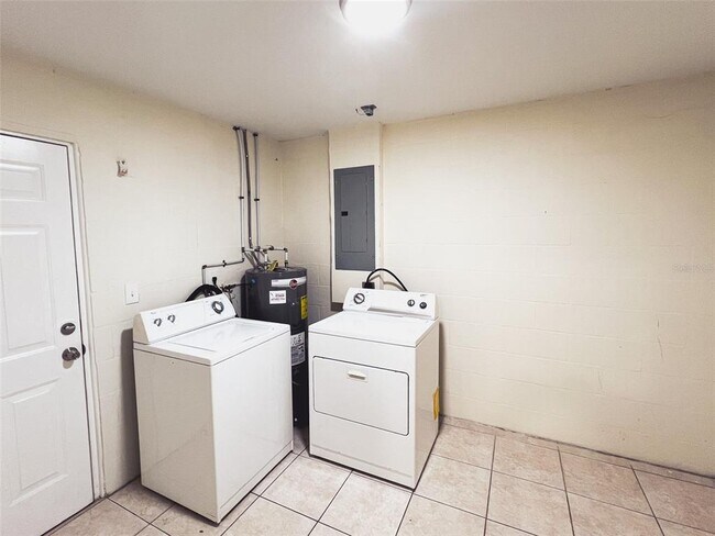 Foto del edificio - 307 Seminole Ave