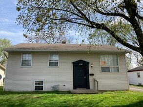 Building Photo - 2749 N Bazil Ave
