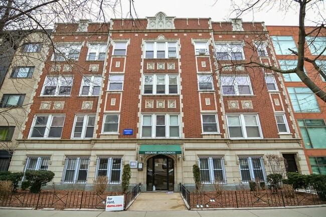 Building Photo - 516 W Melrose