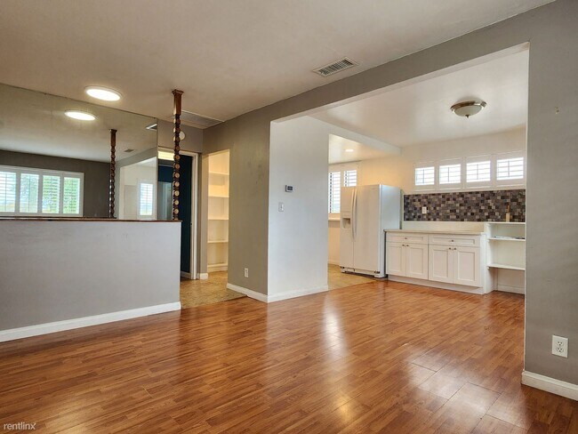 Building Photo - 2 br, 2 bath House - 16736 Joy Street