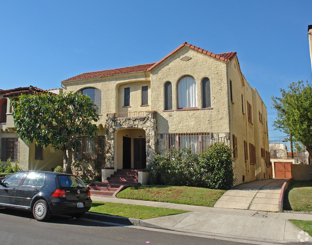 Primary Photo - 361 N Stanley Ave