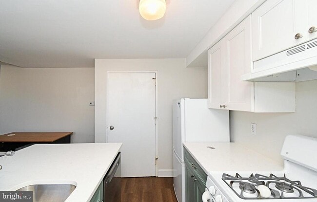 Foto del edificio - 1554 N Lawrence St