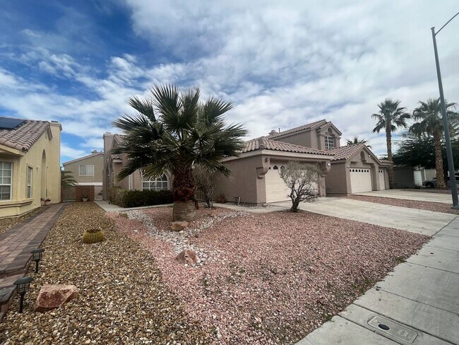 Building Photo - Charming 3 bedroom home ready for move in!
