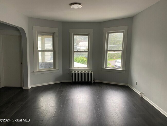 Foto del edificio - 1936 Guilderland Ave