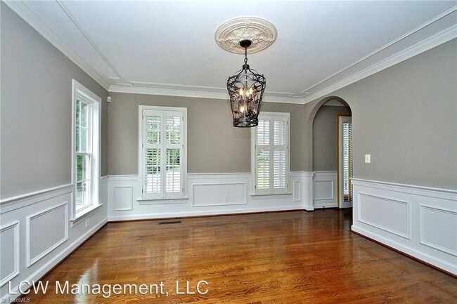 Building Photo - 3 br, 2.5 bath House - 2230 Glenshire Court