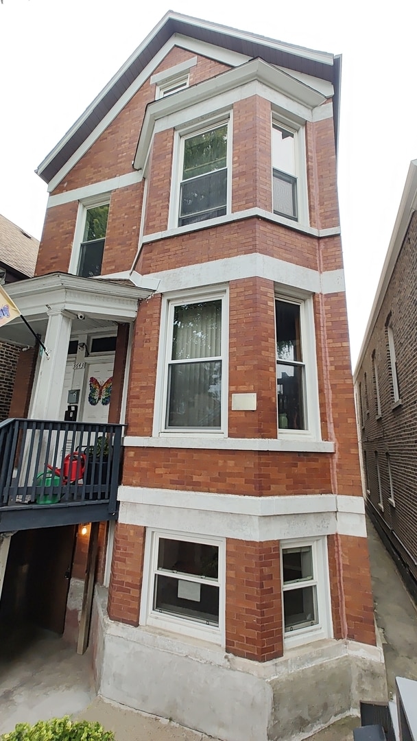 Foto del edificio - 3643 S Hermitage Ave