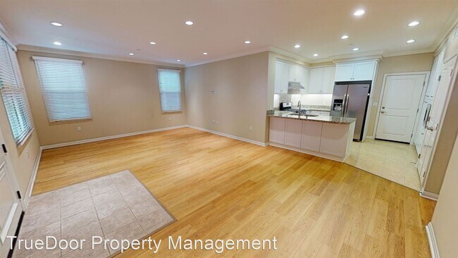 Building Photo - 1 br, 1.5 bath House - 134 Overbrook