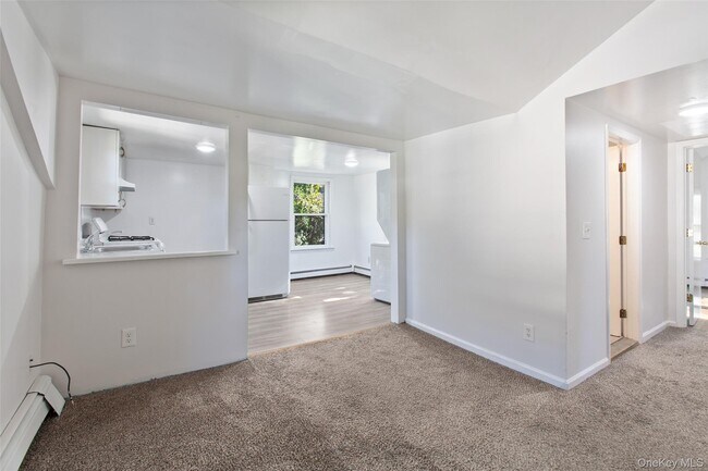 Foto del edificio - 36 Anderson Rd