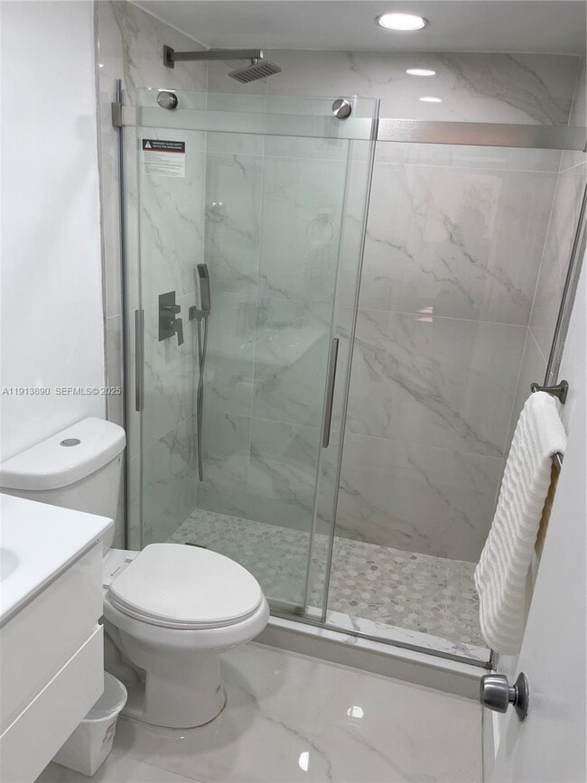 Foto del edificio - 3801 S Ocean Blvd