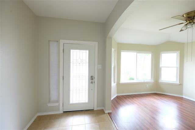 Building Photo - 3009 Eastwood Dr