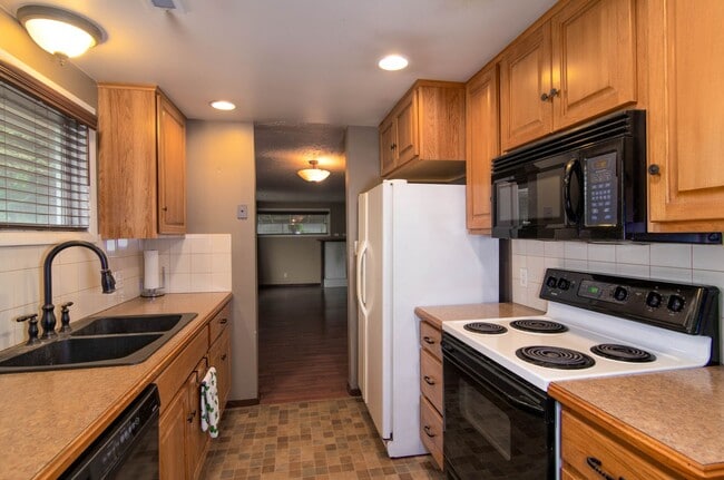 Foto del edificio - South Hill cute 2 Bed 1 Bath rancher with ...