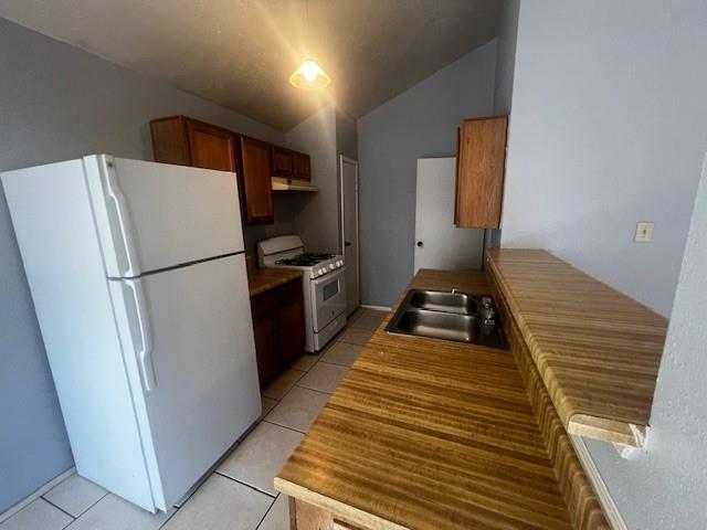 Foto del edificio - 22407 Tree House Ln