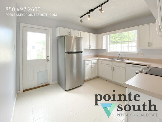 Building Photo - 7689 Audubon Dr