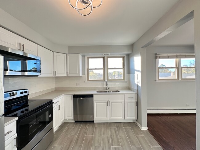 Building Photo - 4815 Crain St
