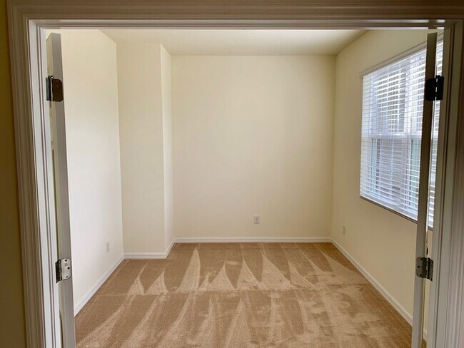 Foto del edificio - NE Cape Coral Single Family Home