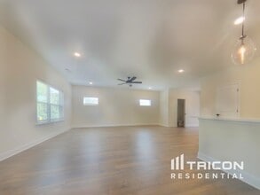 Building Photo - 488 Cantrell Dr