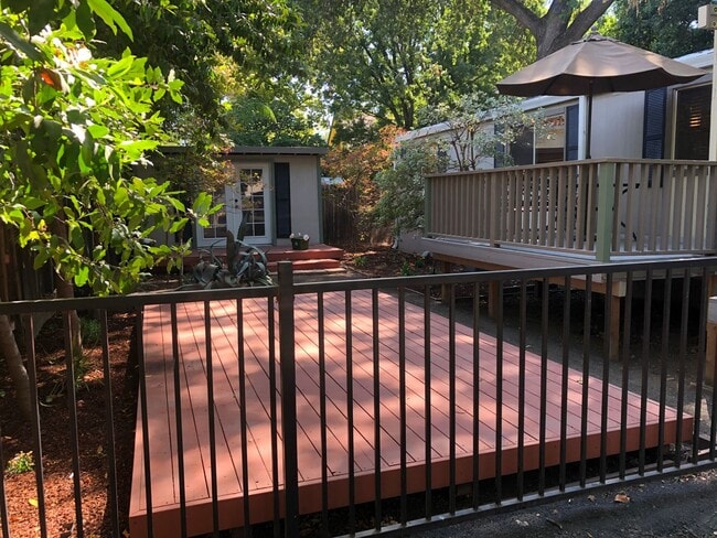 Building Photo - 148 Sequoyah Ave