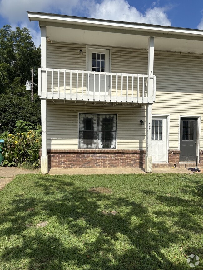 Building Photo - 269 Adkins Cir