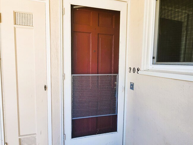 Foto del edificio - One bedroom downtown Palo Alto