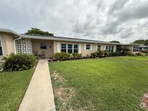 Building Photo - 250 N High Point