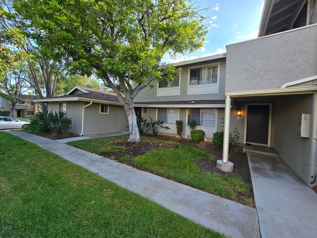Foto del edificio - El Cajon Townhome - 2 Br., 1.5 ba. 92019.