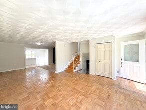 Building Photo - 12915 Grenoble Dr