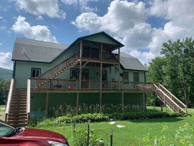 Building Photo - 3401 Hancock Rd