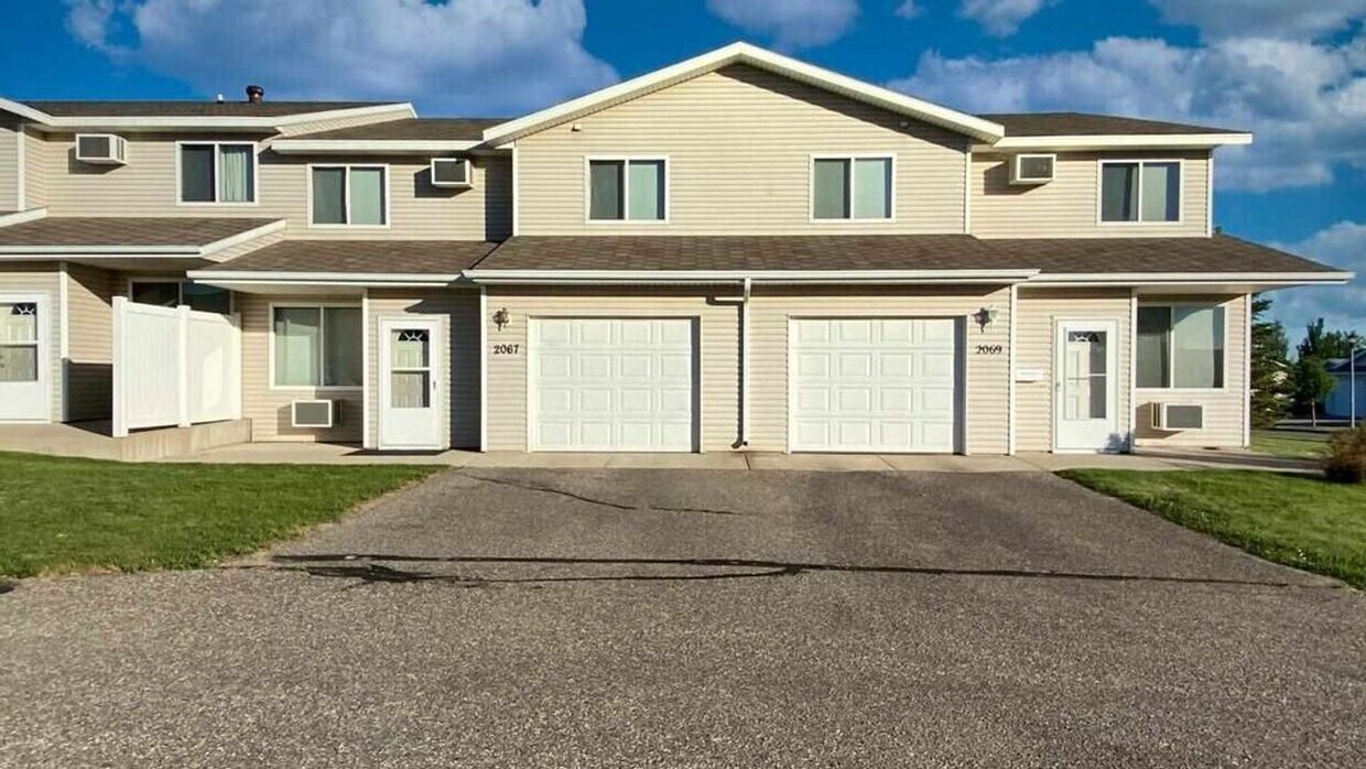 Primary Photo - House- NW