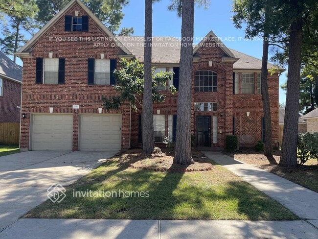 Building Photo - 11907 Lakewood Hills Dr