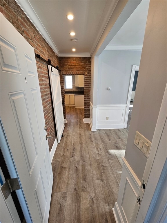 Primary Photo - 46 Dennis St