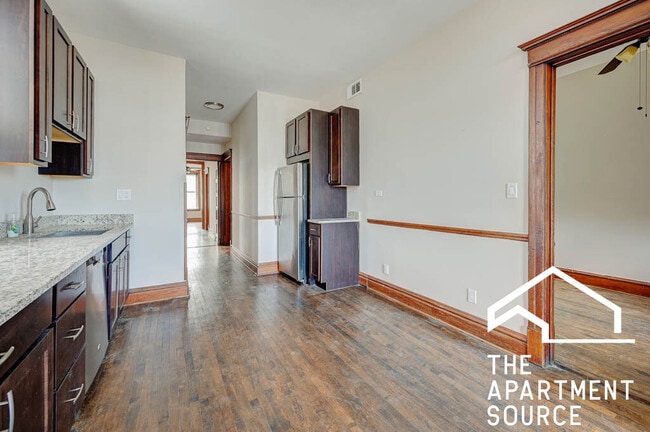 Photo - 2523 N California Ave Apartment