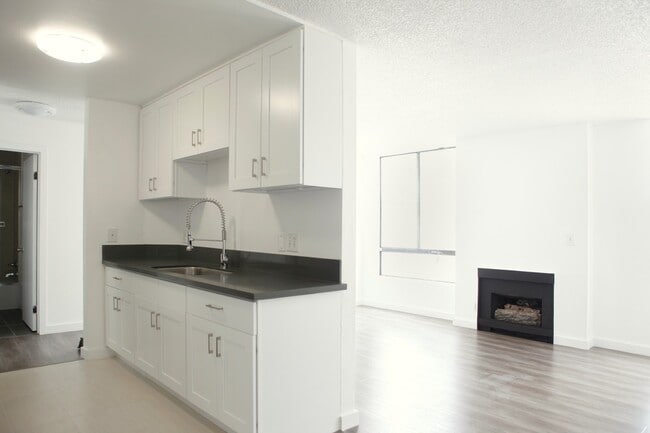 Building Photo - 5837 Virginia Ave