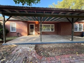 Building Photo - 48 Post Office Rd