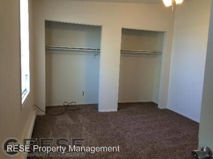 Building Photo - 858 E 200 N