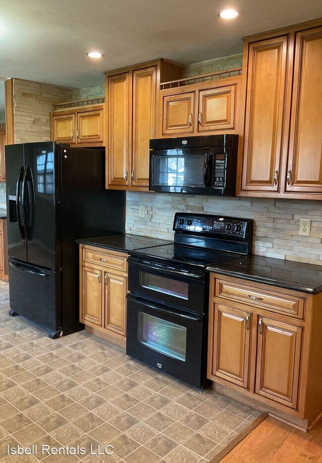 Foto del edificio - 5 br, 2 bath House - 1615 Janis Drive