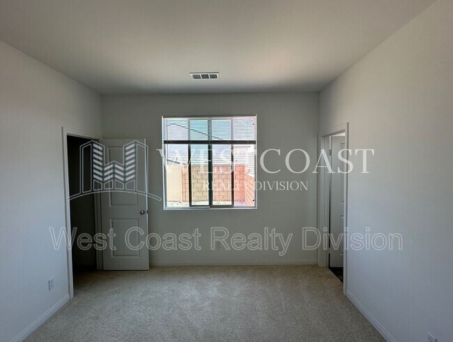 Foto del edificio - 25134 Sand Wedge Dr