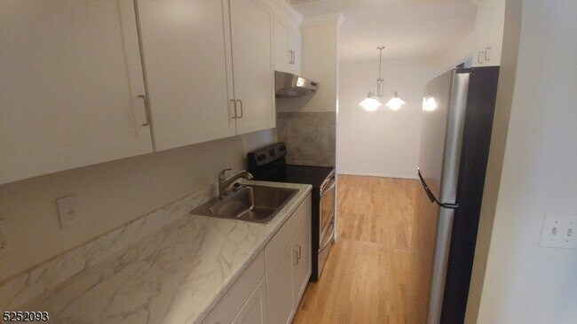 Foto del edificio - 2350 NJ-10