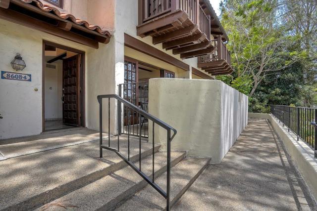 Foto del edificio - 8608 Villa La Jolla Dr