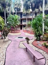 Building Photo - 10835 SW 112th Ave