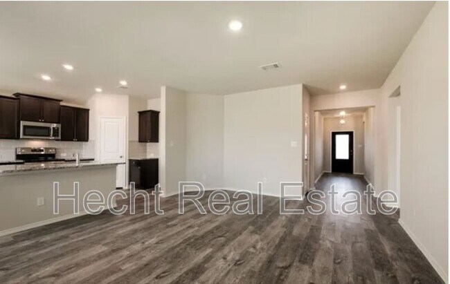 Foto del edificio - 2448 Kylie Way