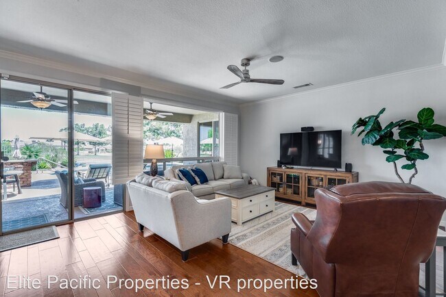Foto del edificio - 2 br, 2 bath House - 18217 N San Salvador Ct