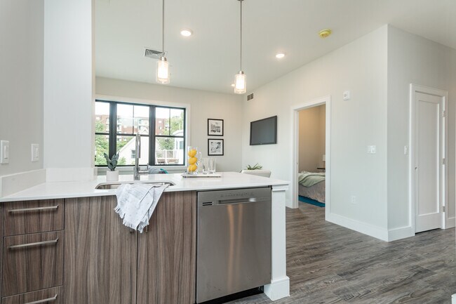 Foto del edificio - 16 Laurel St