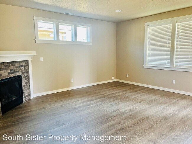 Building Photo - 3 br, 2 bath House - 691 N Meadow Lane