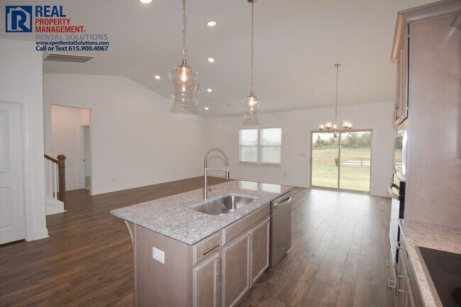 Building Photo - Brand New 4 bd home in Murfreesboro with a...