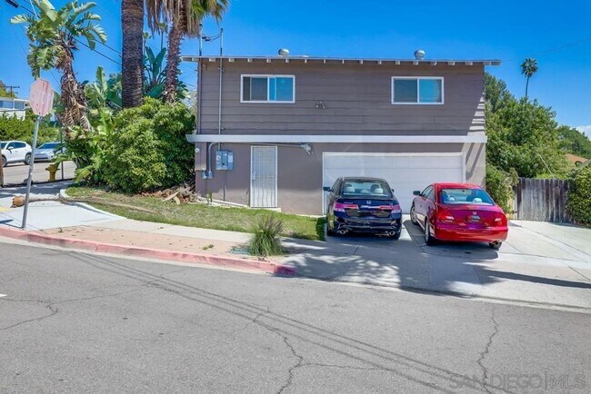 Foto del edificio - Large house on Prosperity! Private Yard!