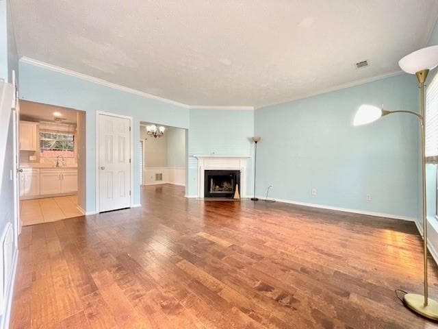 Building Photo - 1301 Wedgewood Ct
