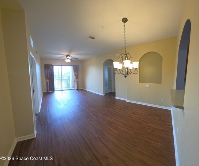 Building Photo - 1576 Peregrine Cir