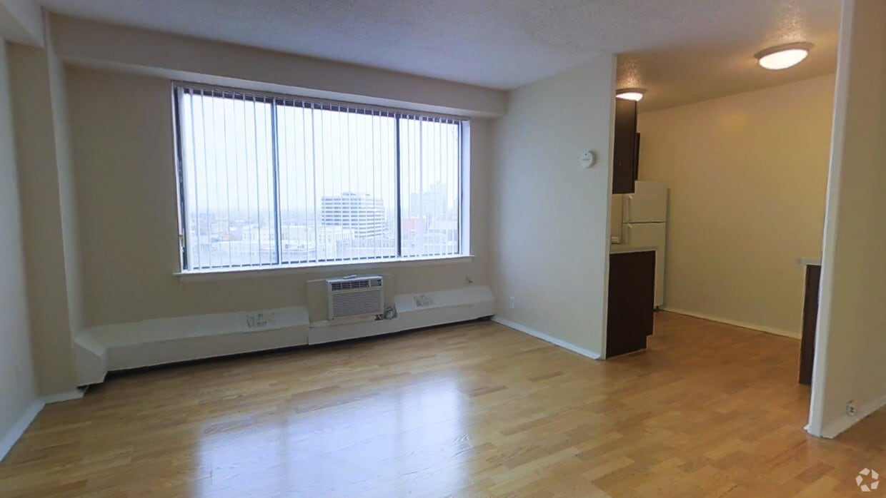 Photo - 600A LLC Apartments