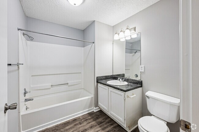 2 habitaciones, 2 baños - 1070 pies cuadrados - Segundo baño - Brook Hill Village Apartments
